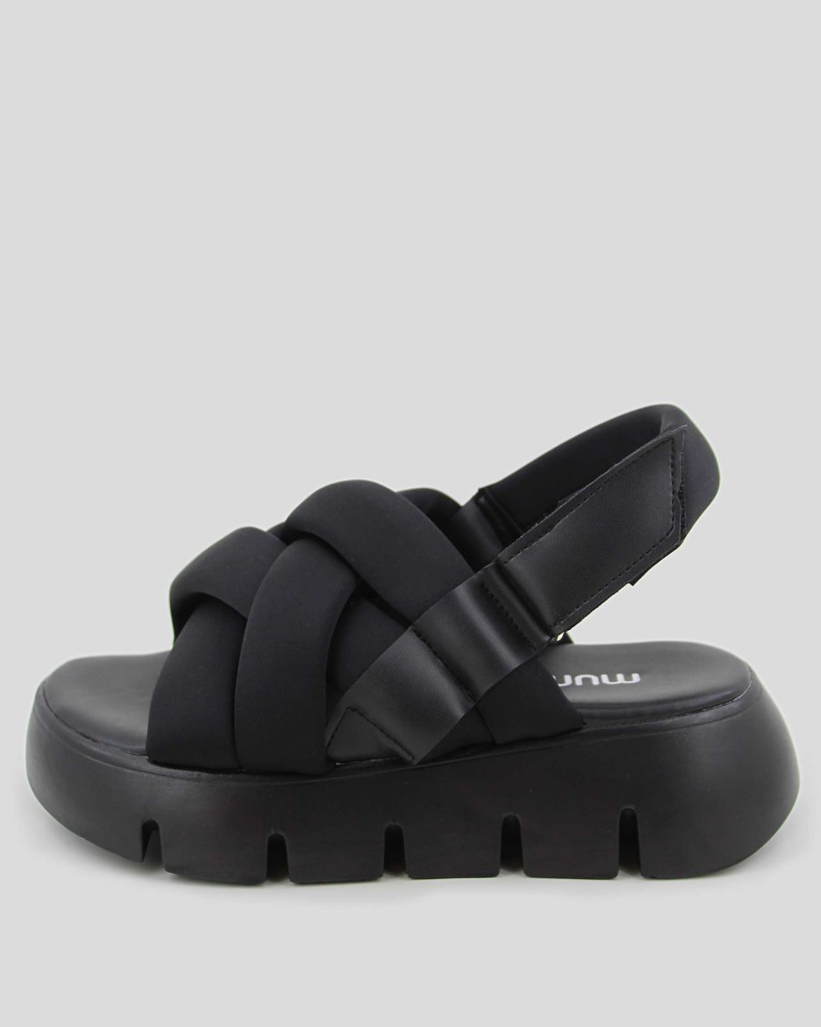 Women Mumka Shoes | Black Cross Sandals