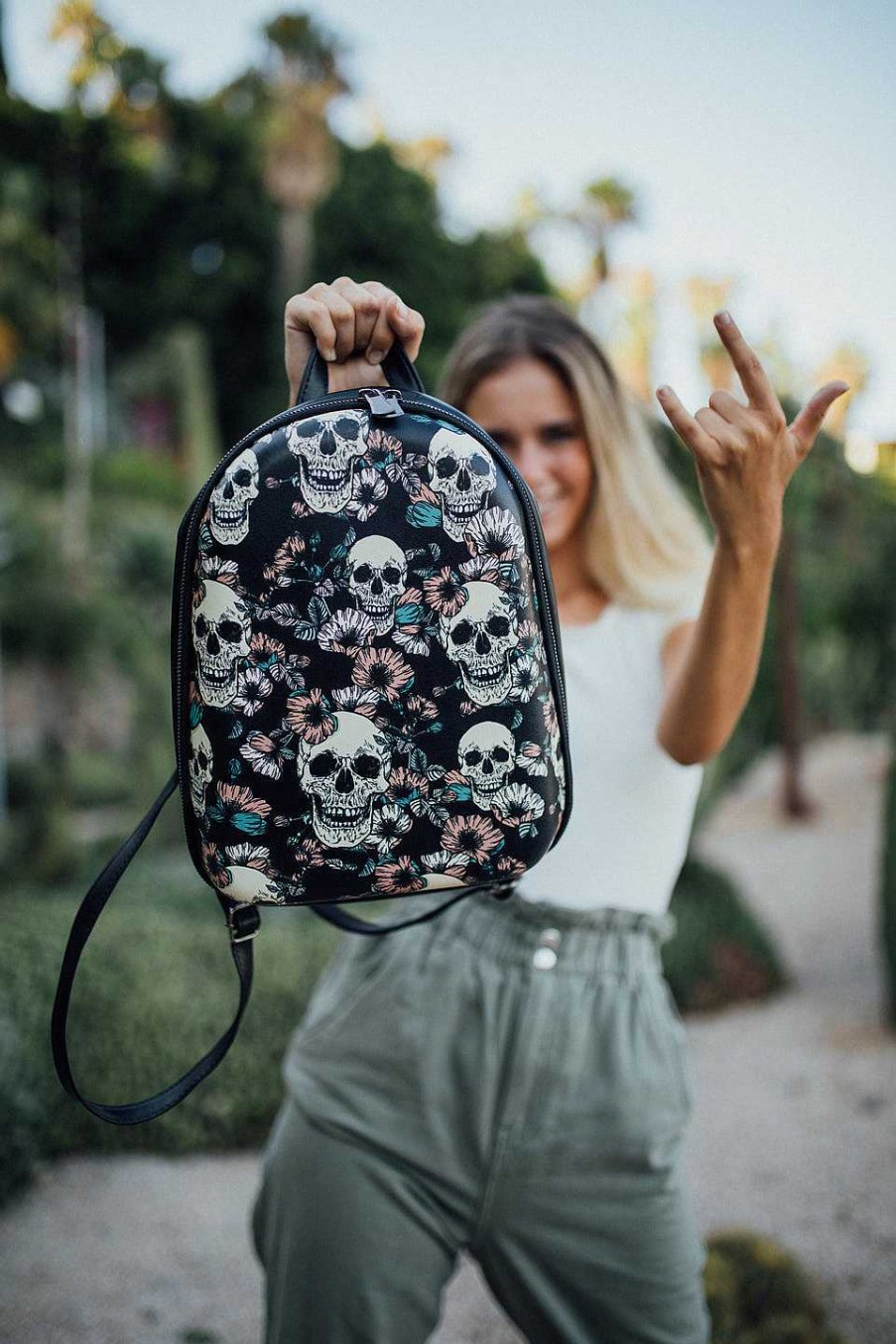 Women Mumka Shoes | Skull Backpack